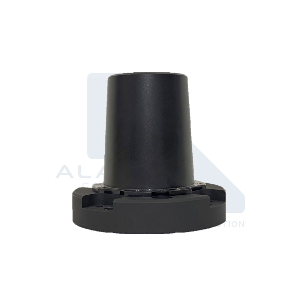 Ultra Wideband High-Power Vehicle Antenna