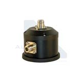 Magnetic antenna mount for manpack antennas